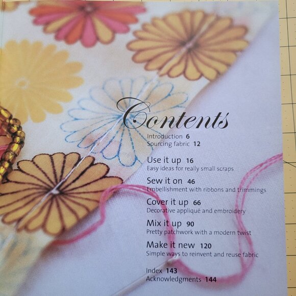 Lot of 3 Quilting Books - Picture 3 of 10